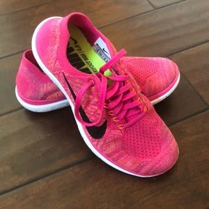 ✨Nike Free 4.0 Flyknit - Size 7.5